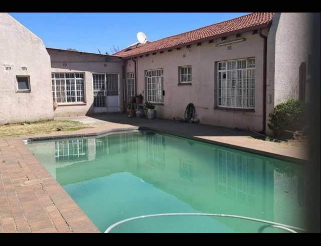 3 BEDROOM HOUSE FOR SALE IN VERWOERDPARK